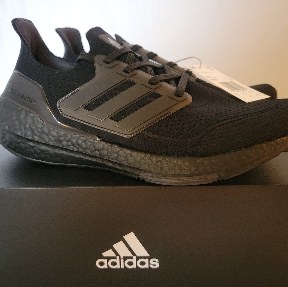 Adidas UltraBoost 21 Triple Black FY0306